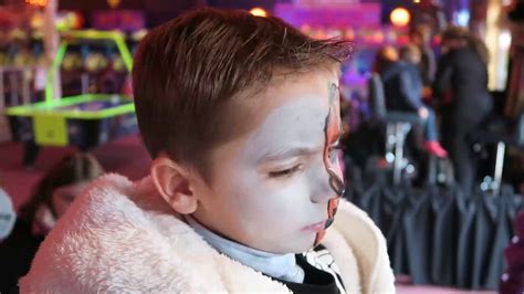 Youtube Swan Et Neo Ont Se Maquille Poure Halloween MAQUILLAGES HALLOWEEN - Blessure au Front, Visage Double-Face... - YouTube